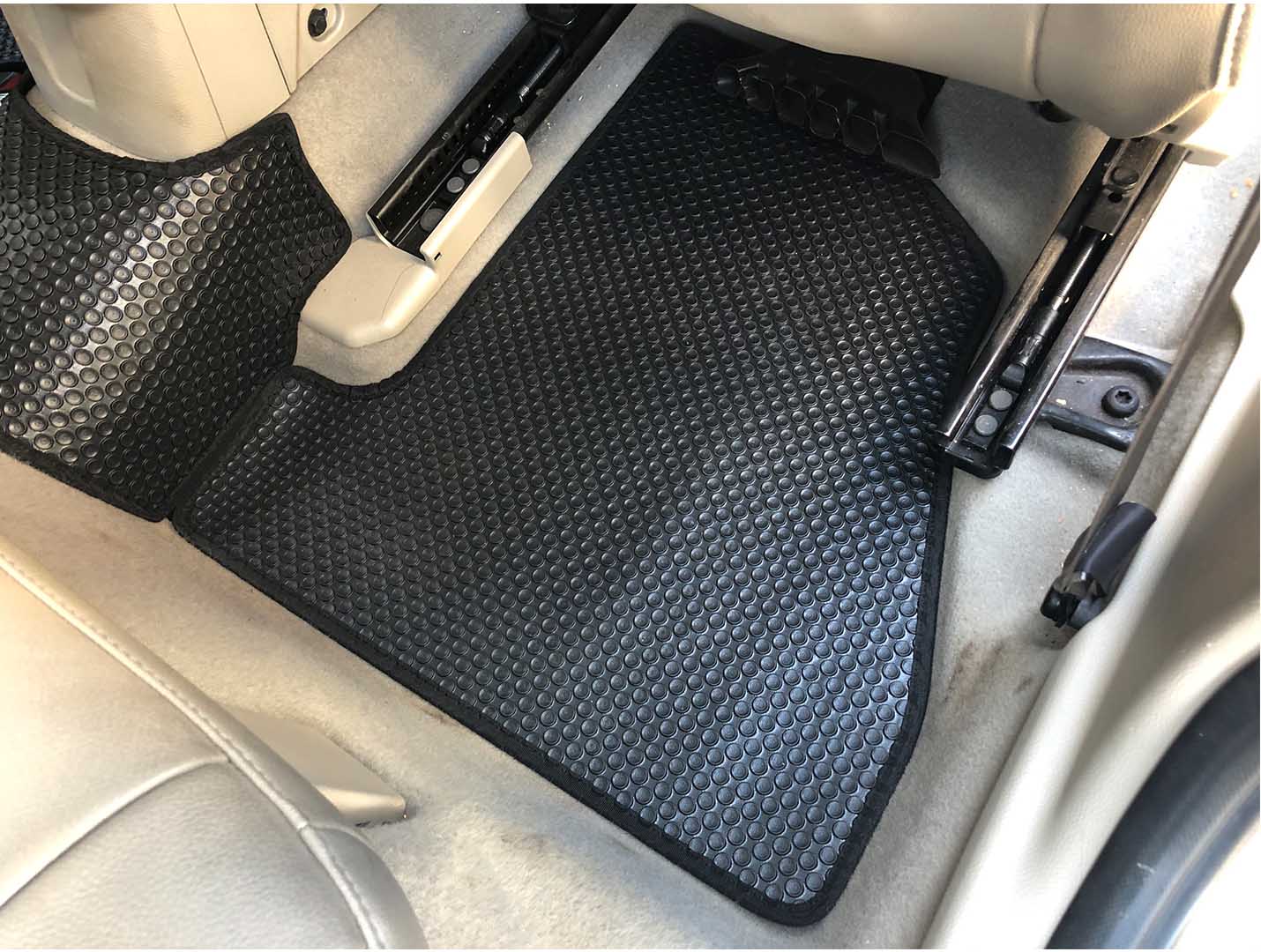 Car Mat for Ford Focus (Black)