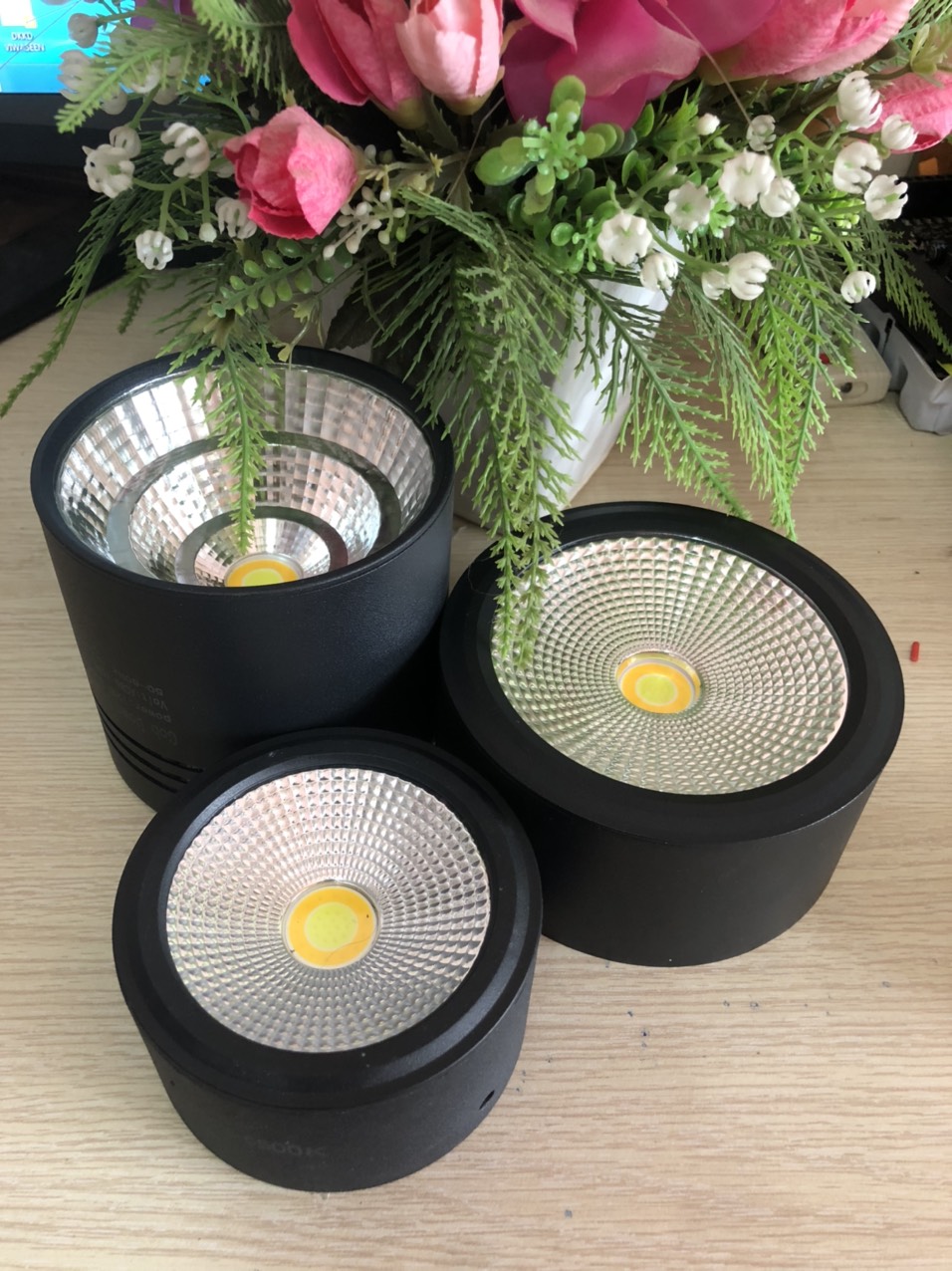 Đèn ống bơ 7w 3 chế độ