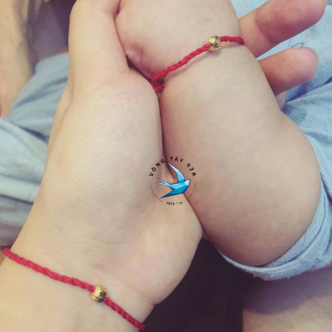 VÒNG TAY CHỈ ĐỎ MAY MẮN + CHARM MẠ VÀNG 24K