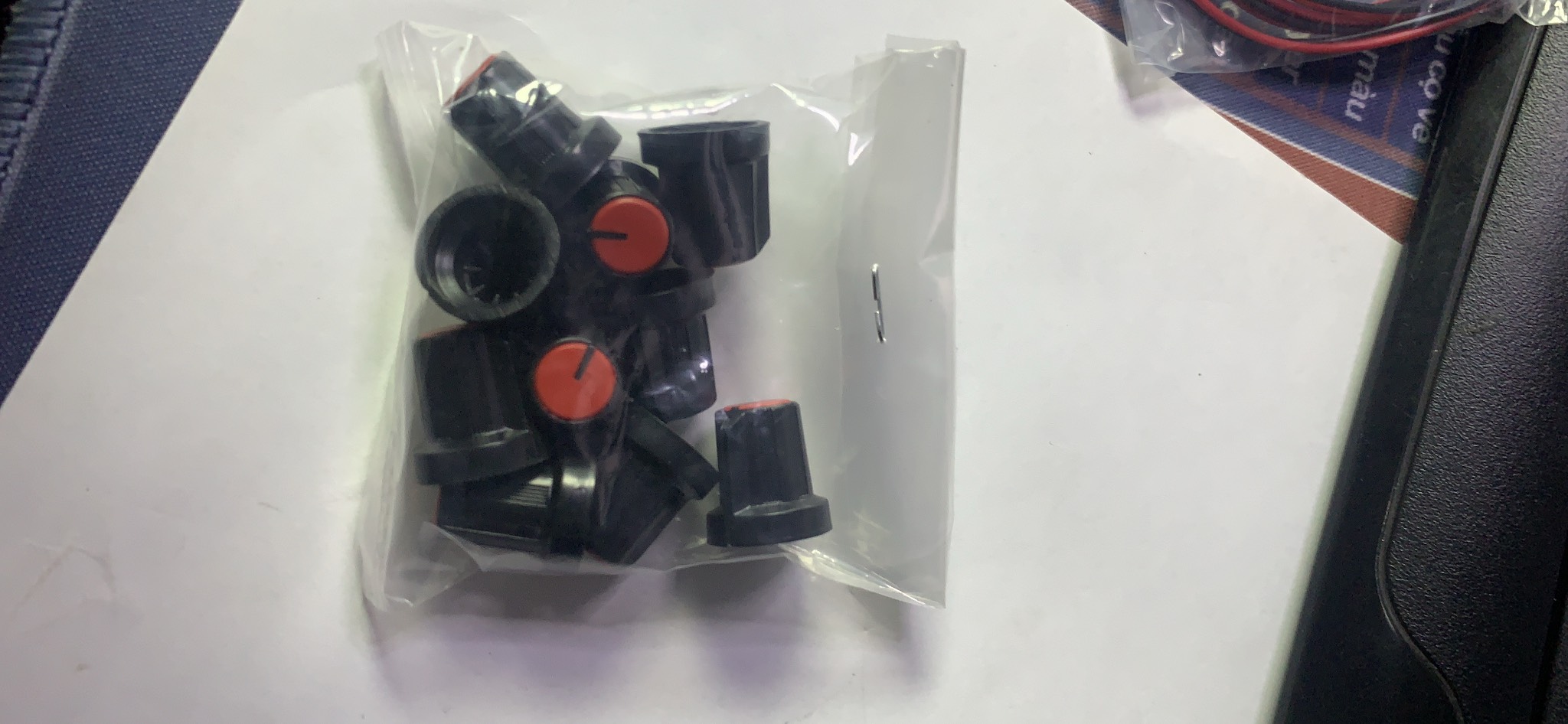 Núm volume chỉnh ampli nhựa( 10 CÁI )