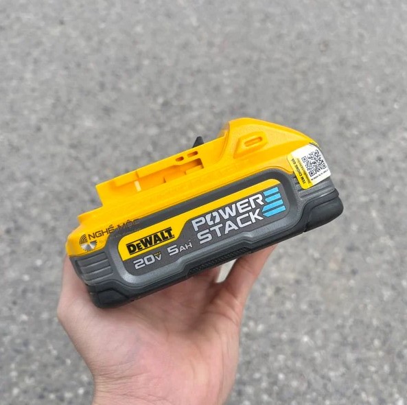 Pin 5a 20v PowerStack Dewalt DCBP520 (hỗ trợ 50% sức mạnh cho máy)