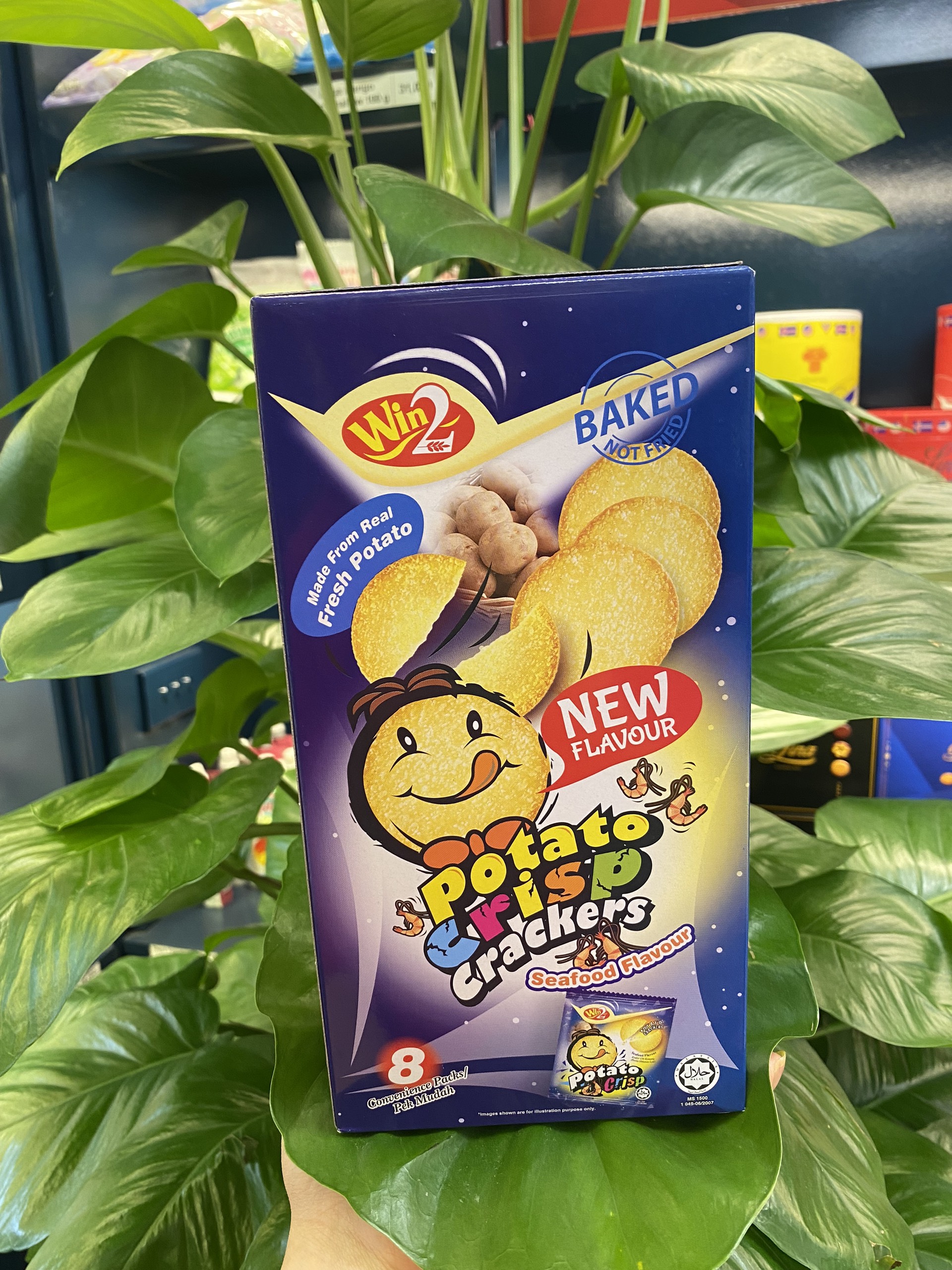 Bánh cracker Bắp Win2 hộp giấy 160gr nhập khẩu