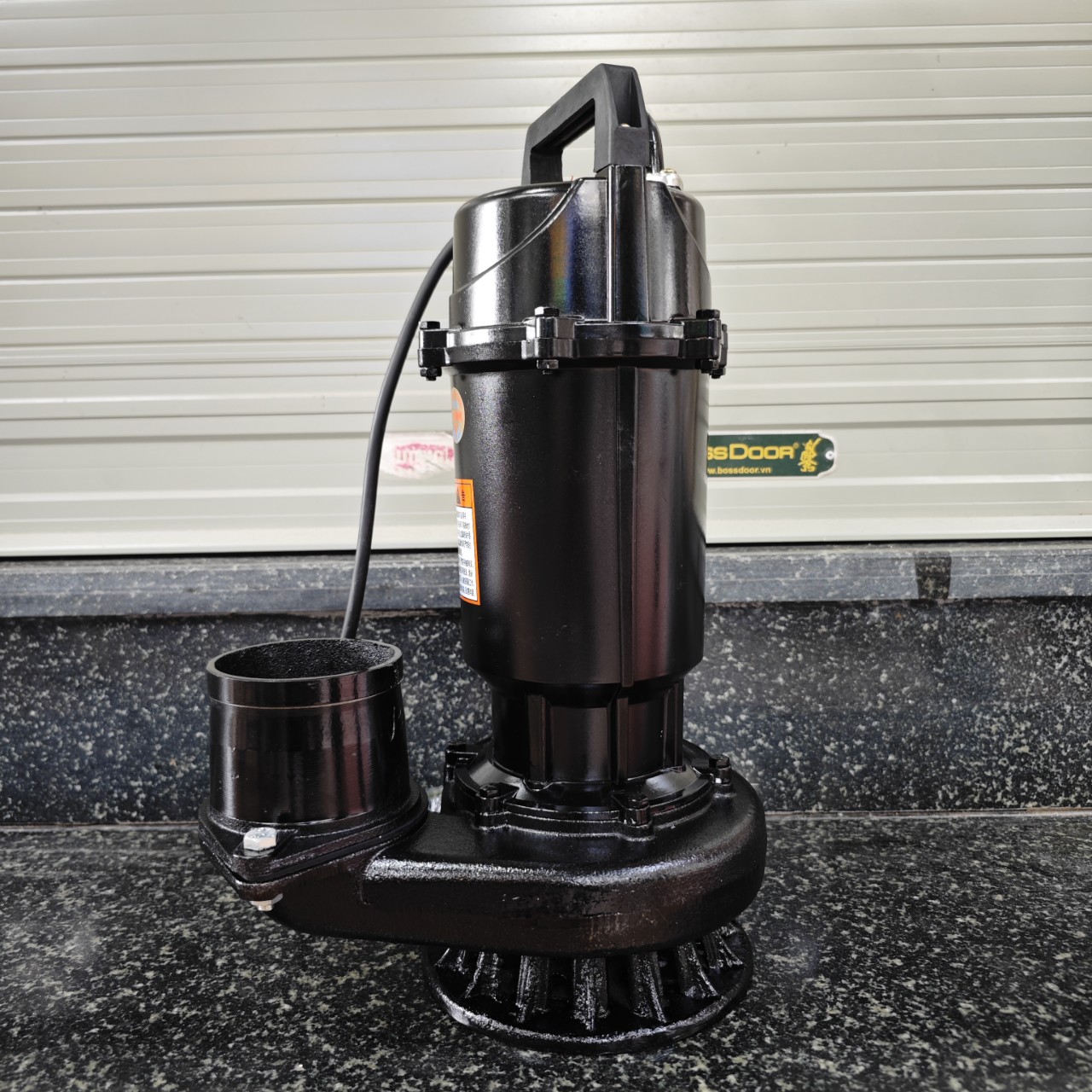 MÁY BƠM CHÌM BƠM TÕM 2.2KW ỐNG RA F100 (3HP)