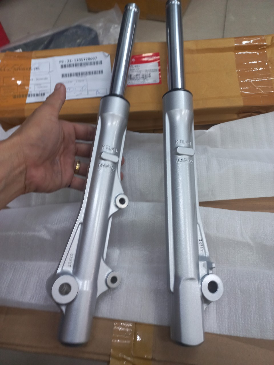 Phuộc Trước Wave 110 Thái và Wave ZX