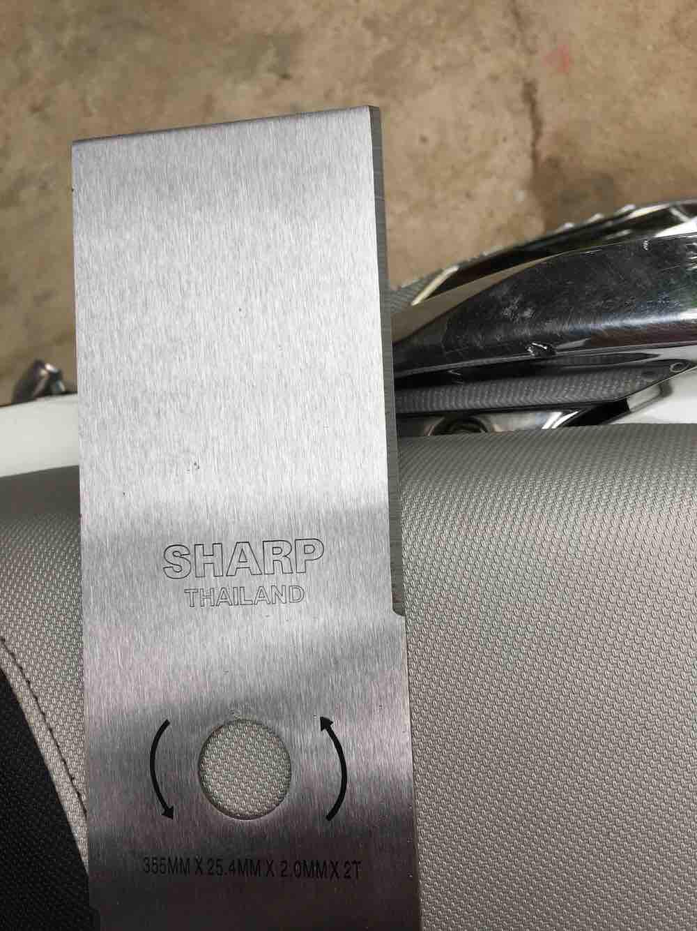 Lưỡi máy cắt cỏ Sharp thái lan dày đẹp