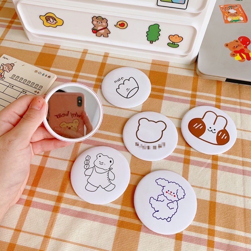 Gương Mini Tròn Cầm Tay (Mẫu Ngẫu Nhiên)