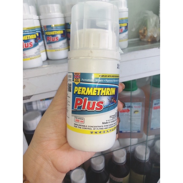 Thuốc diệt côn trùng nhập khẩu Permethrin Plus 200ml .