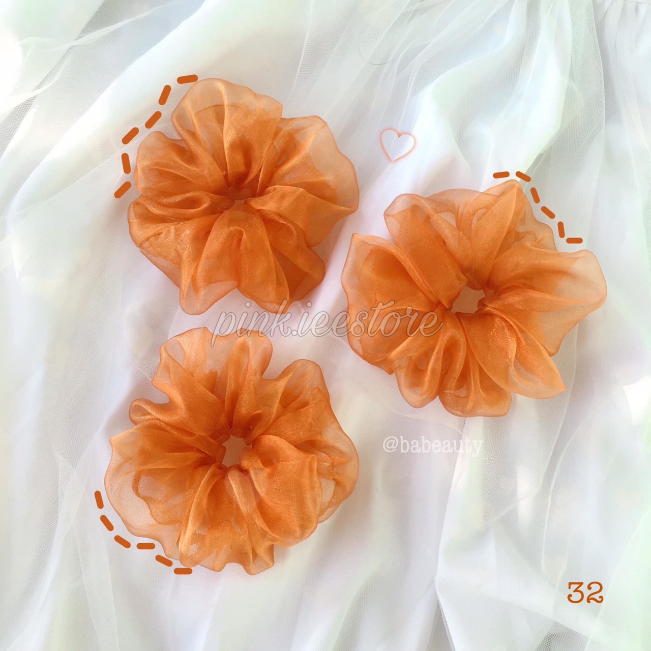 SCRUNCHIES VON KÍNHBẢNG 2 SIÊU ĐẸP-CỘT TÓC HOTTREND