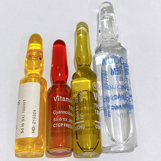 Combo 4 lọ nước trộn kem đủ loại( kích trắng da)