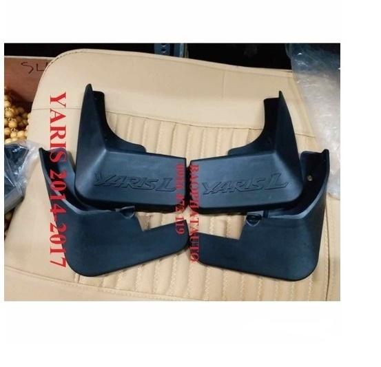 chắn bùn theo xe yaris