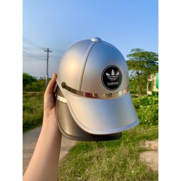 Nón bảo hiểm lưỡi trai adidas