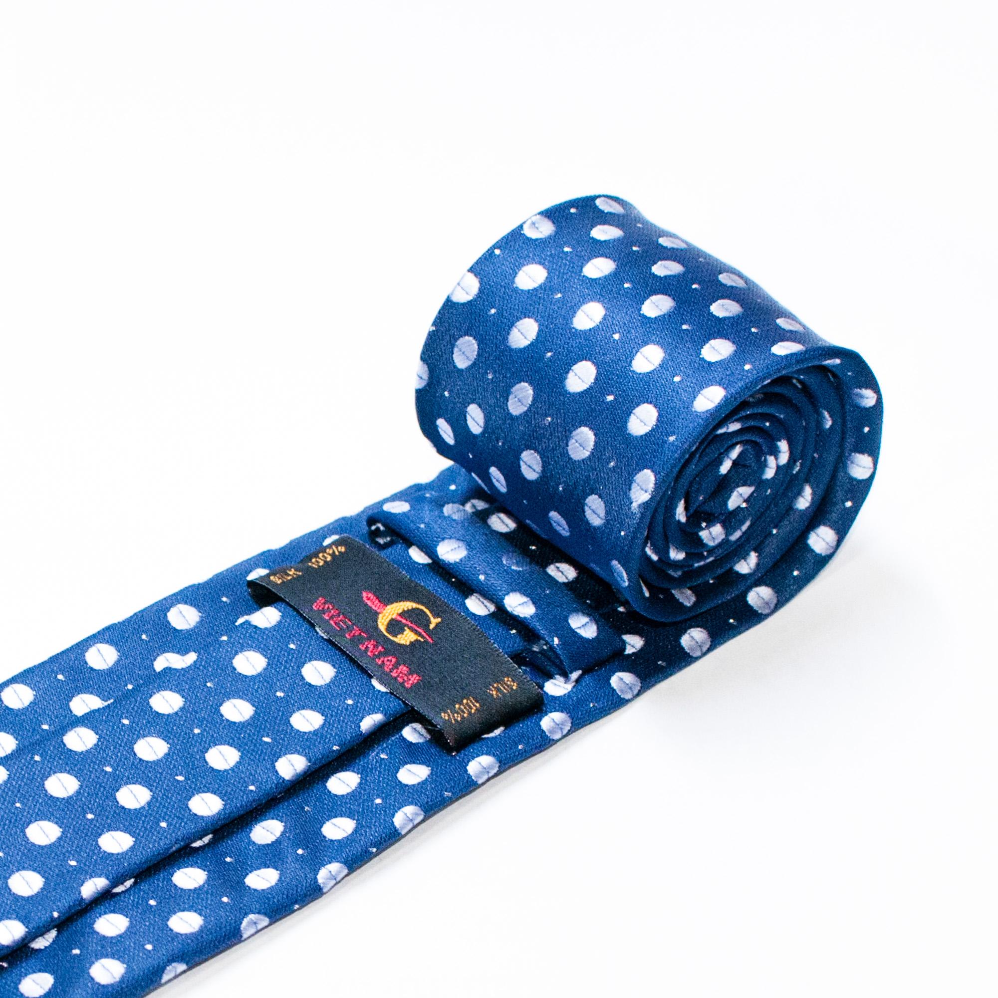 CÀ VẠT CHẤT LIỆU SILK, BẢN VỪA THƯƠNG HIỆU AN PHÚC