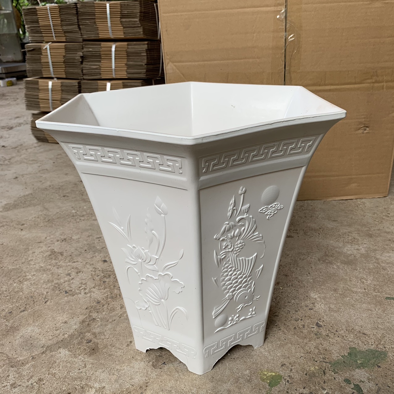 Chậu nhựa trồng cây lục giác S3 size 40x20x20 (cm) màu trắng