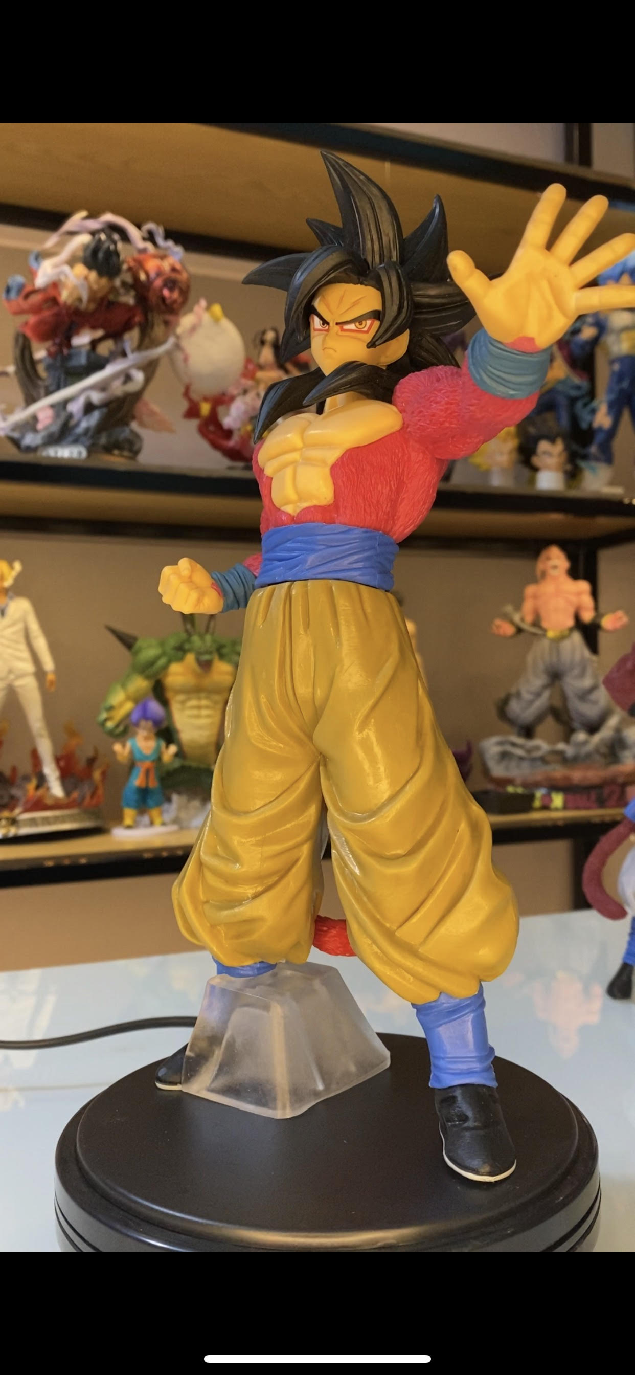 (28cm) Mô hình SonGoKu Saiyan cấp 4 tóc đen