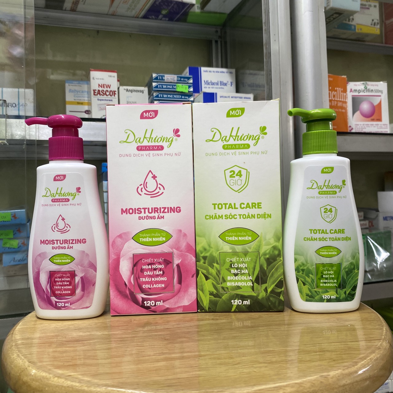 Dung dịch vệ sinh phụ nữ Dạ hương pharma 120ml