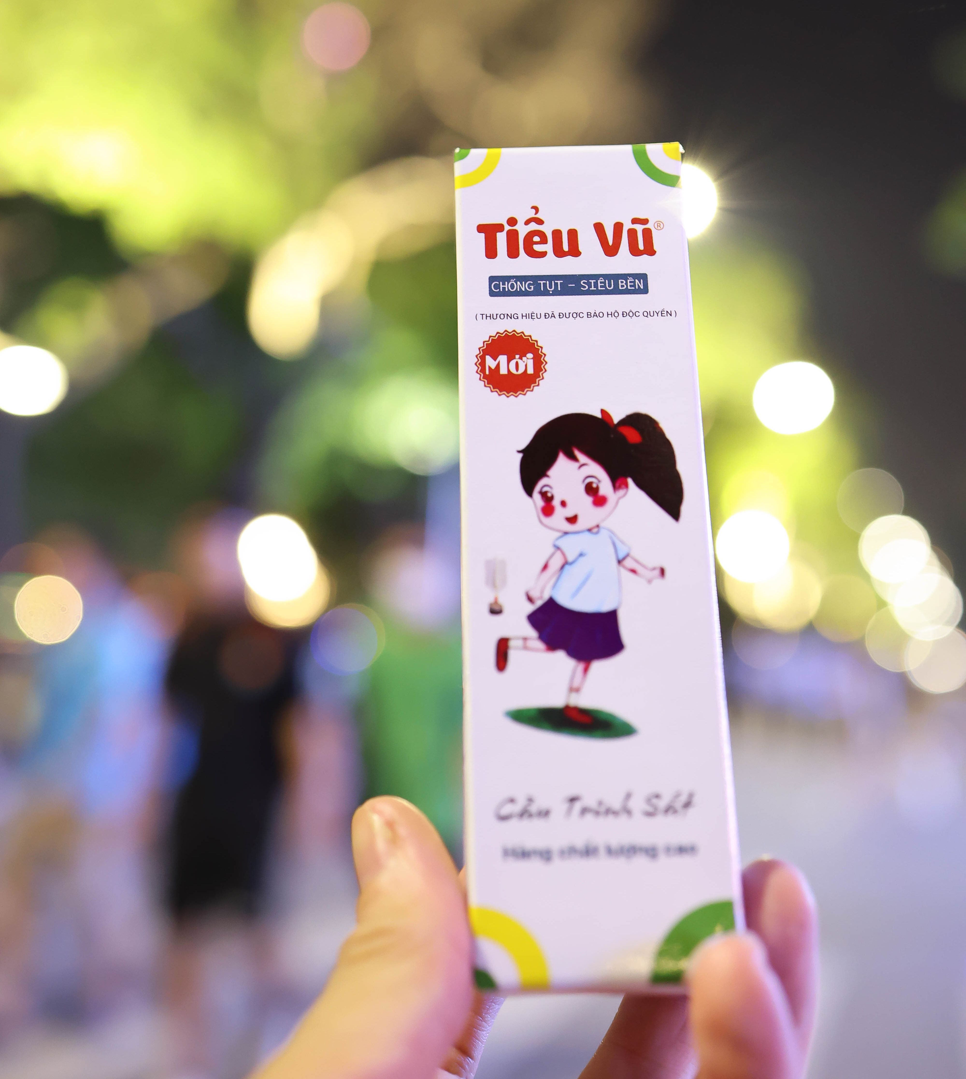 iron stone shuttlecock