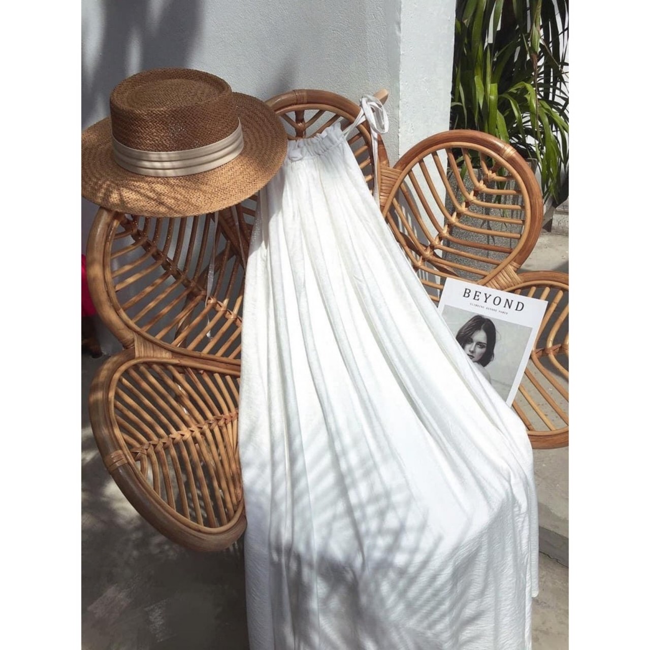 Đầm Maxi Dáng Xòe Cổ Yếm Phối Cột  Nơ