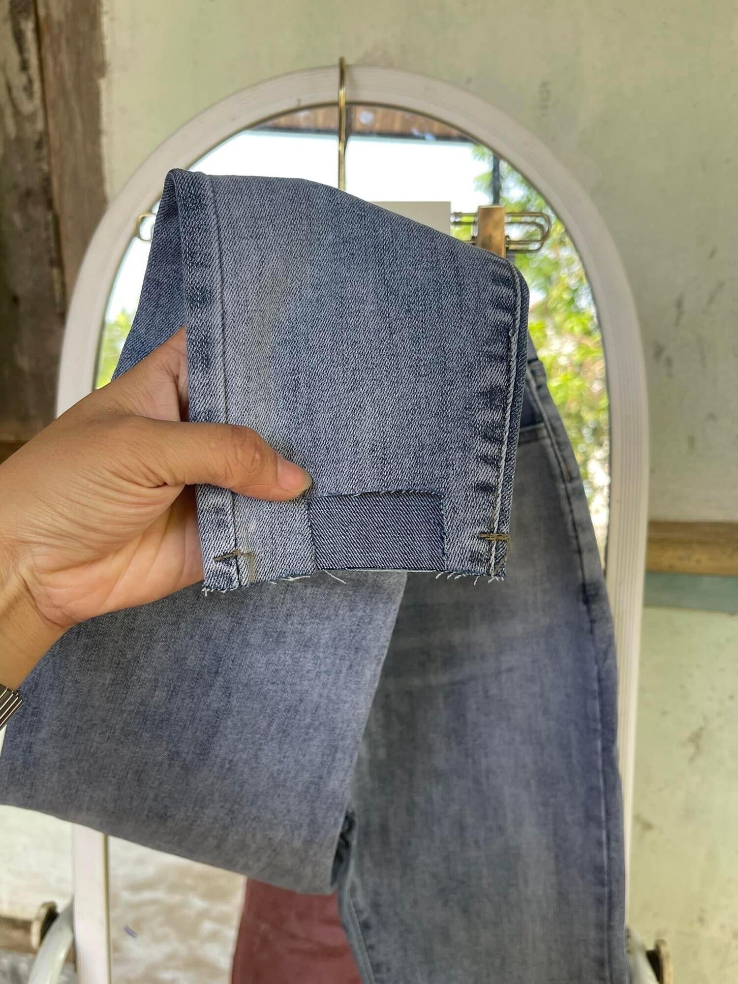 [Hoàn tiền 20%] Jeans dài lưng cao co giãn rách L gấu