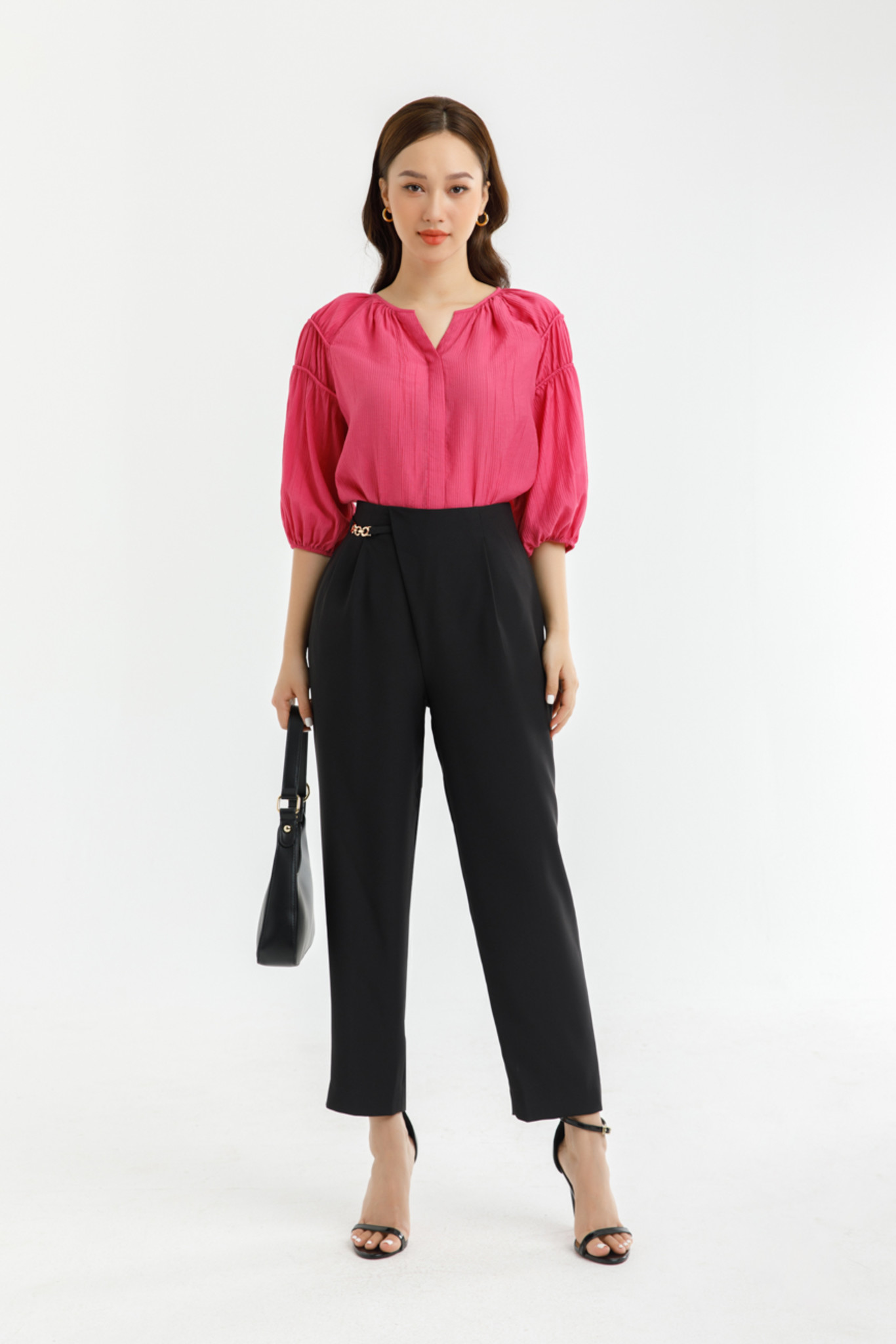 Quần baggy phối phụ kiện IVY moda MS 22B9312