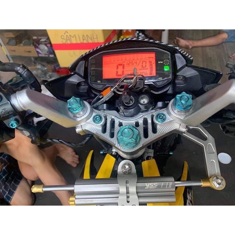 [Giá hủy diệt] Chảng ba CNC Satria Raider Fi