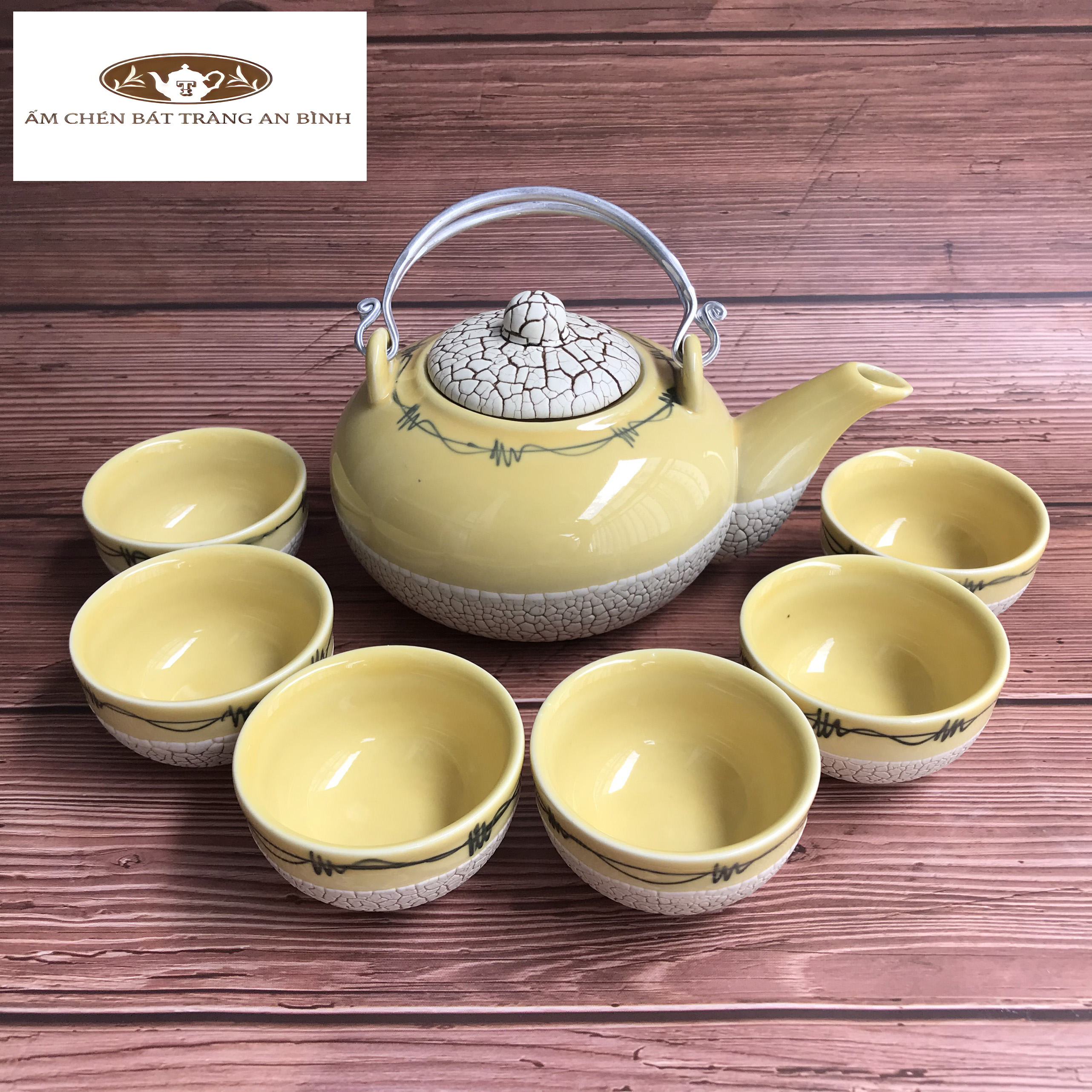 Bộ ấm chén gốm sứ Bát Tràng men Rạn Vàng Tròn