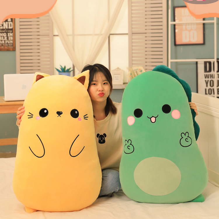 Gối ôm gấu bông con mèo vàng unigift