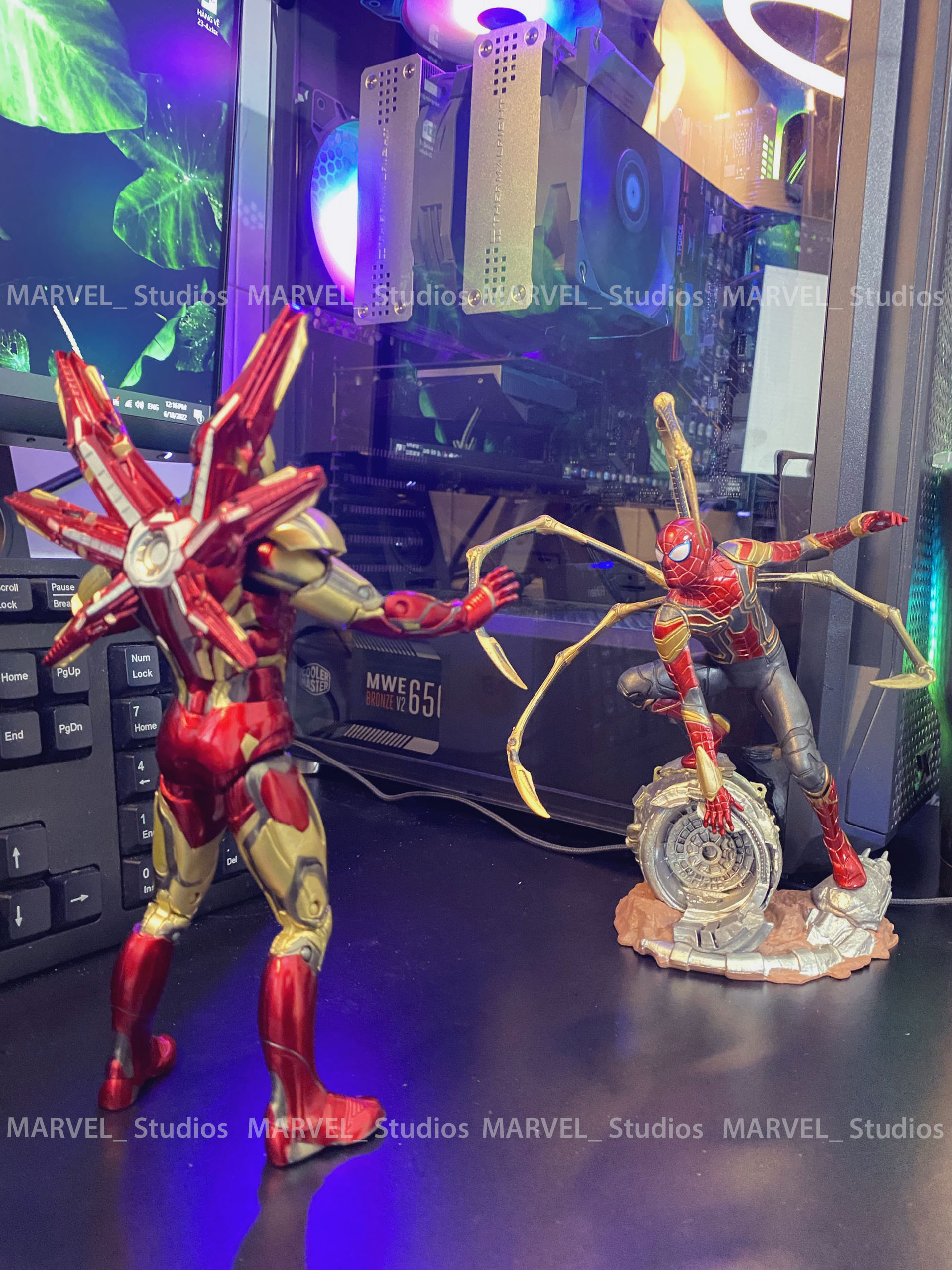 Mô Hình Người Nhện Spider Man( Ảnh shop chụp sp )