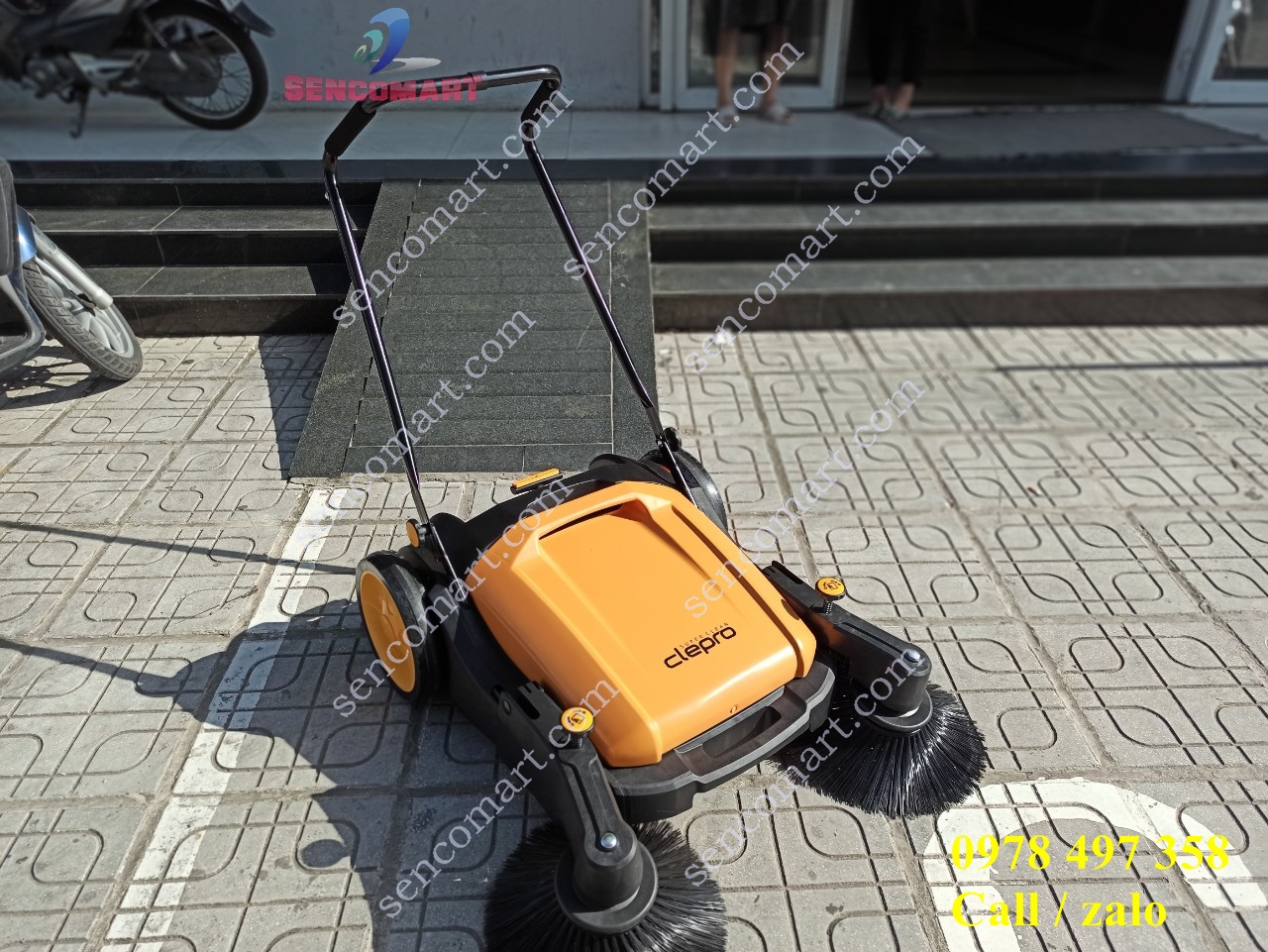 Máy dọn vệ sinh siêu nhanh đẩy tay clepro 103/2