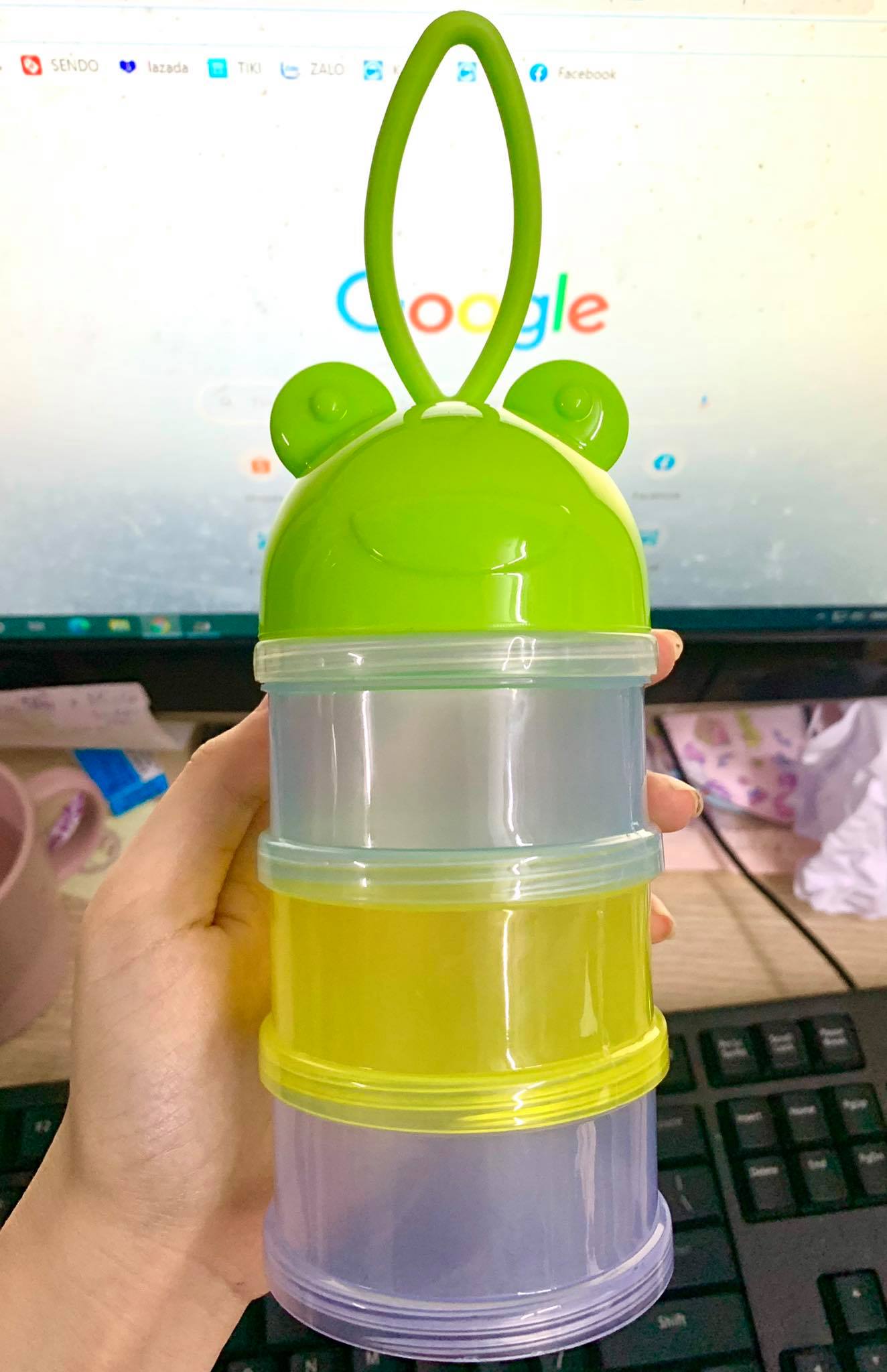 Hộp chia sữa 3 ngăn phối màu