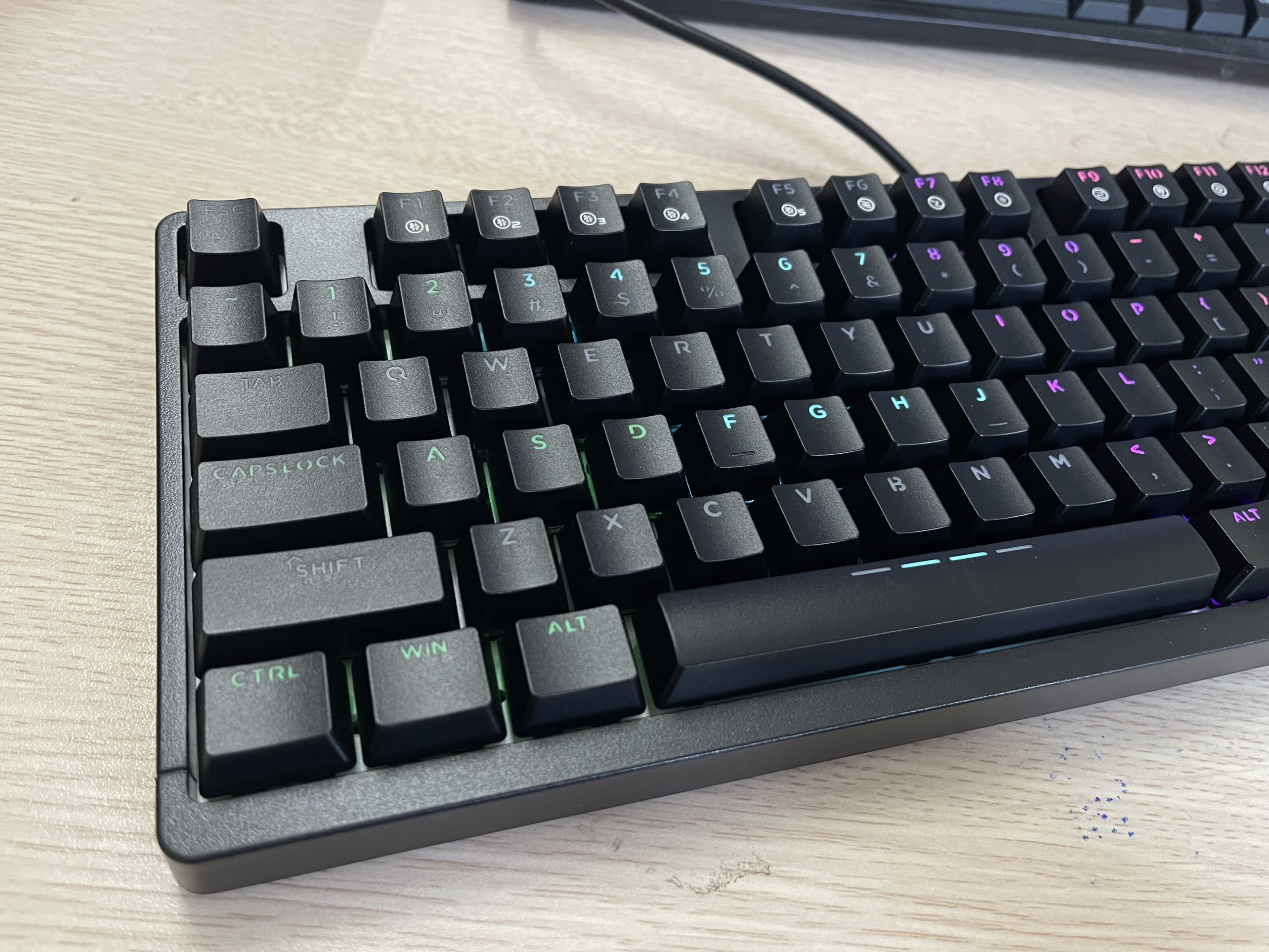 Bàn phím cơ Gaming DAREU EK1280s 104KEY (MULTI LED)