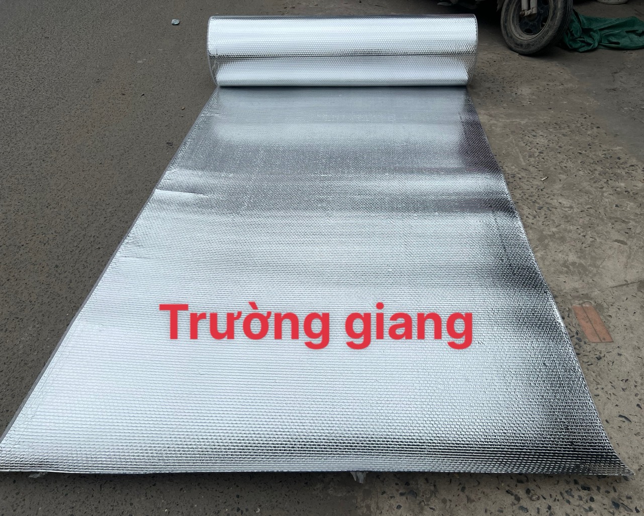 ( Khổ cao 1m x Dài 15m) Cuộn cách nhiệt 2 mặt màu bạc chống nóng