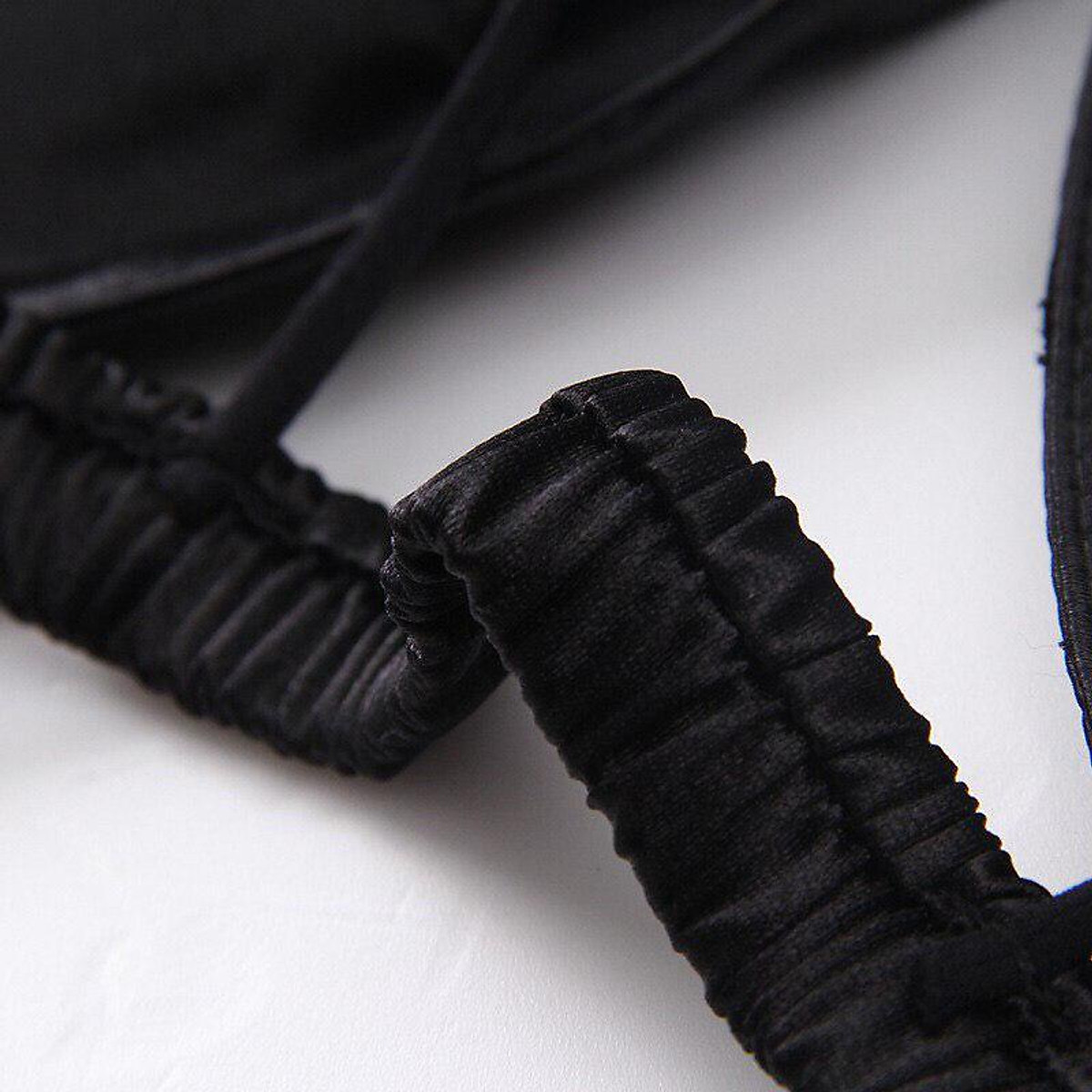 Áo Bra Satin Bóng Trơn Dây Mảnh
