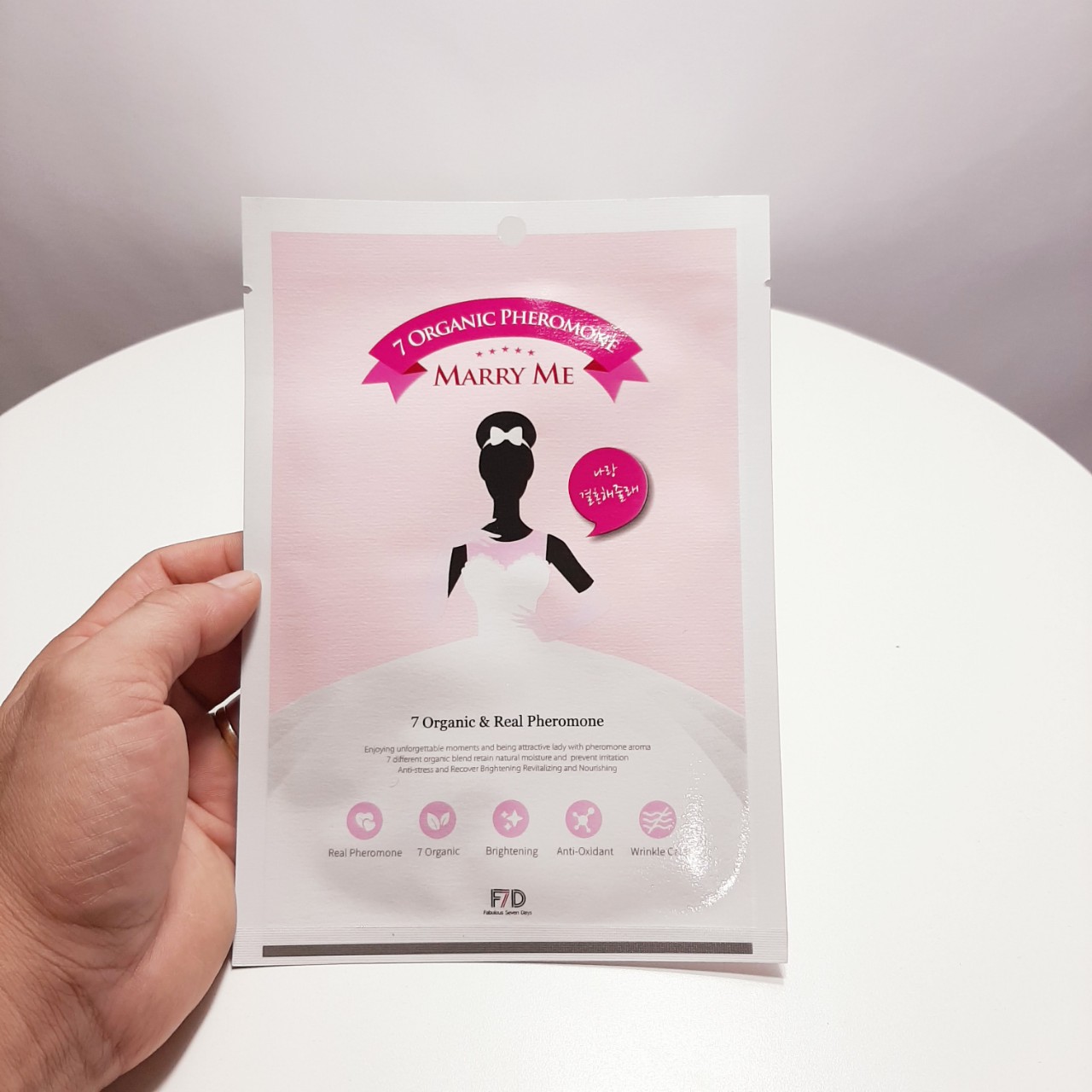 Mặt nạ thảo mộc trắng mịn da Marry Me