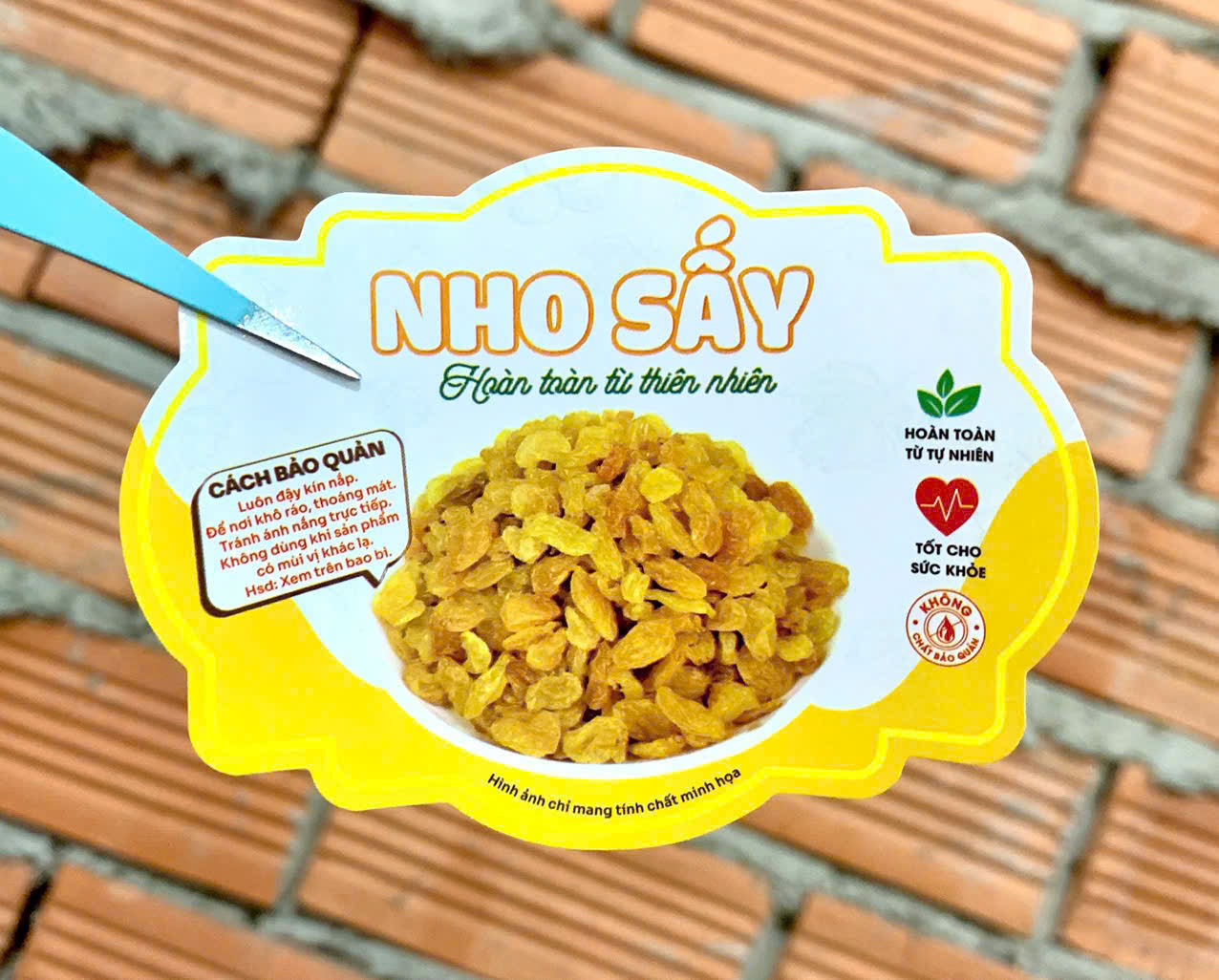 50 tem dán "Nho sấy" - 7x9,6cm