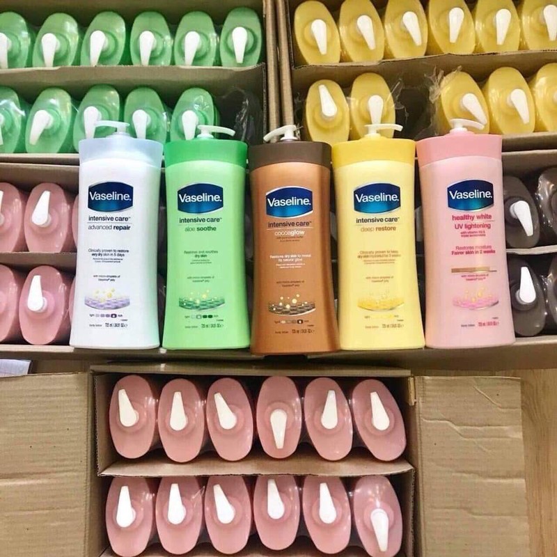 Sữa Dưỡng Thể Trắng Da Vaseline Mỹ 725ml - VA725