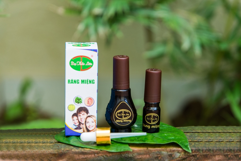 Tinh dầu thảo dược Răng miệng (hỗ trợ điều trị sâu răng hôi miệng) - Dạ Thảo Liên 5 ml