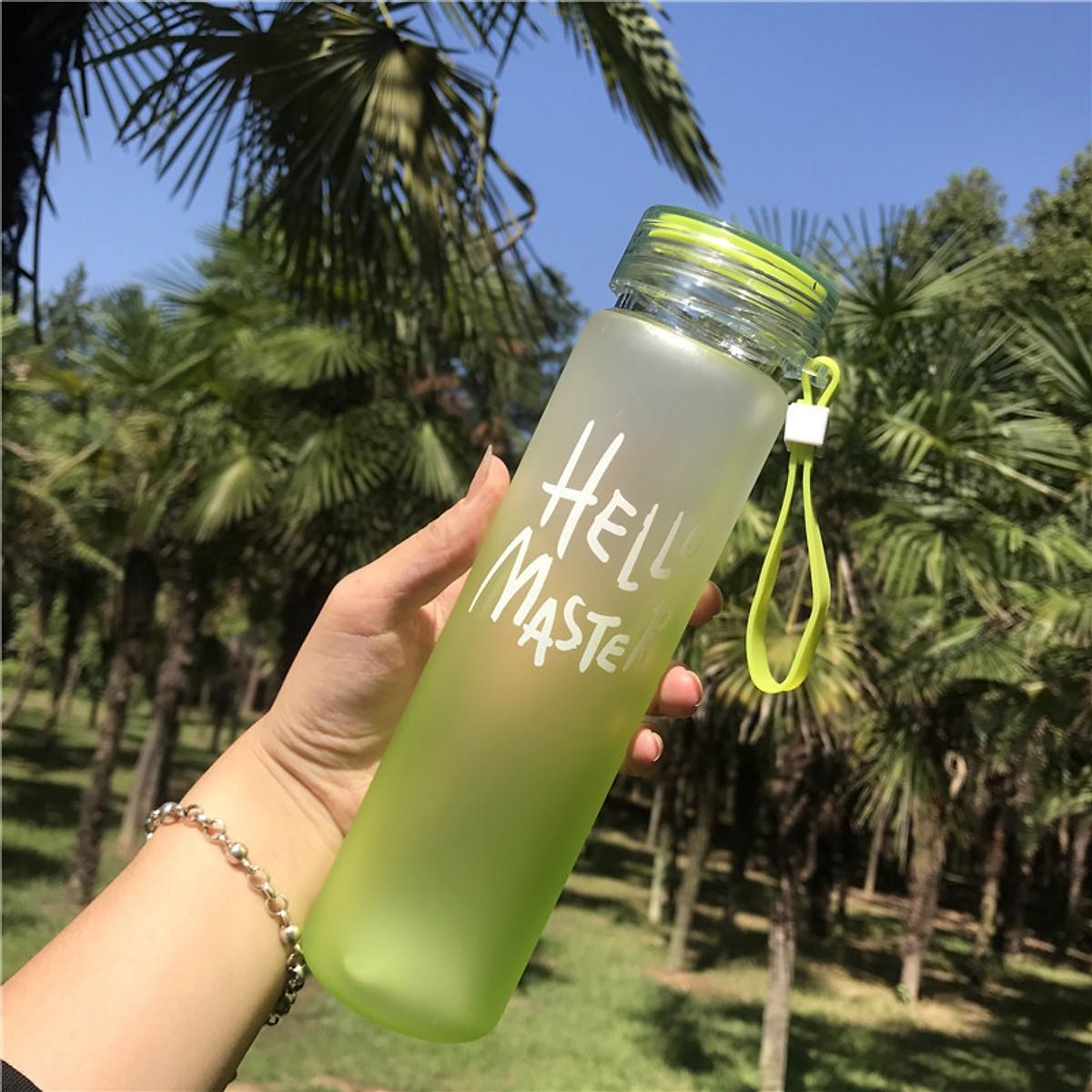 Bình nước thủy tinh Hello Master