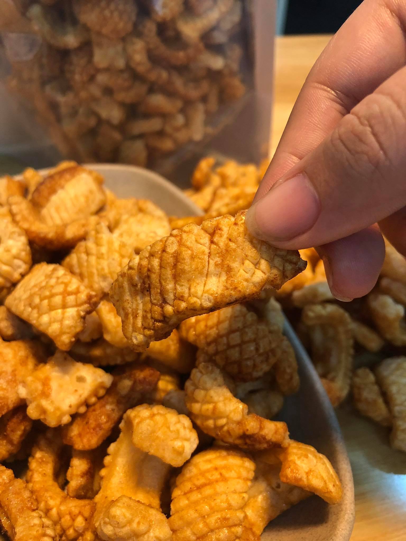 BÁNH SNACK MỰC THÁI LAN 200 GRAM