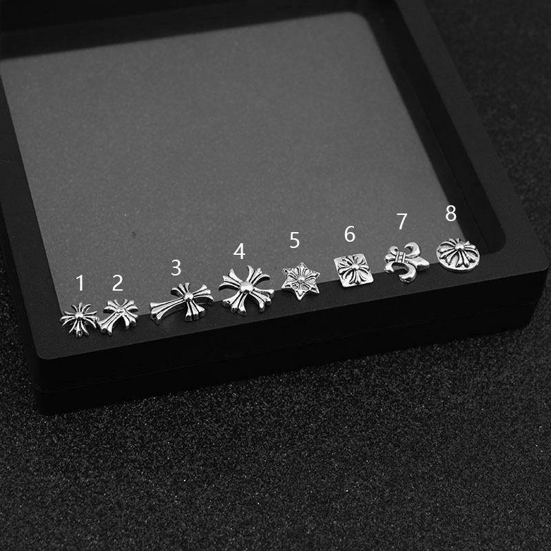 Khuyên tai chrome heart cho nam và nữ (KT4).