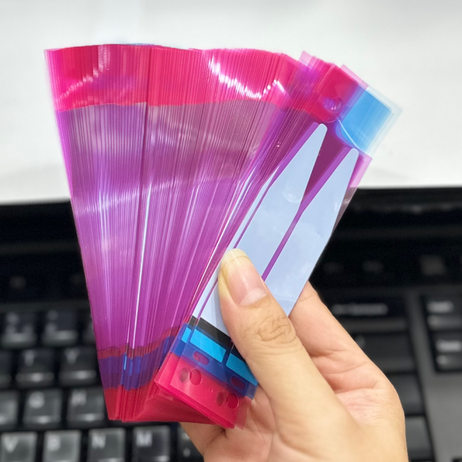 Seal dán pin điện thoại , dán các linh kiện điện tử