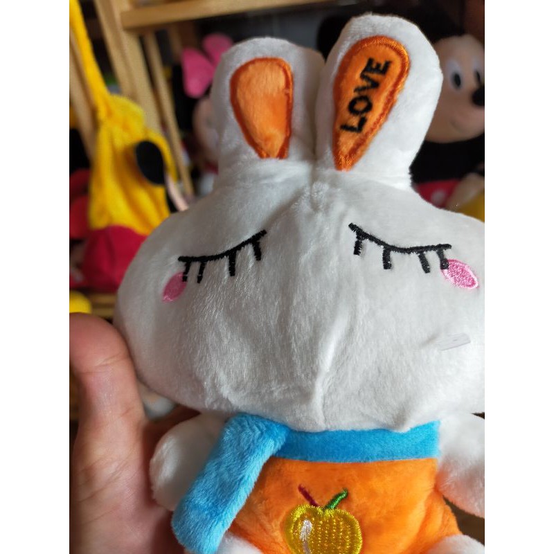 Gấu Bông Thỏ Love Size 20Cm