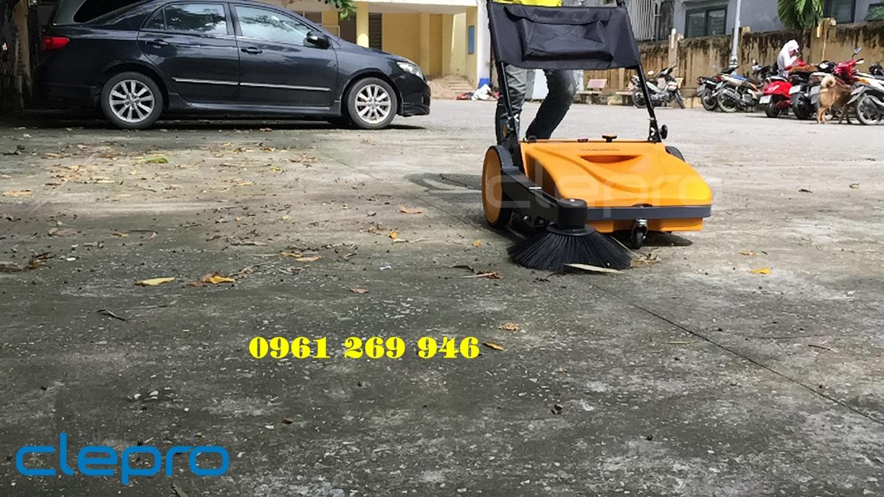 Máy quét rác đẩy tay Clepro CW- 103/2