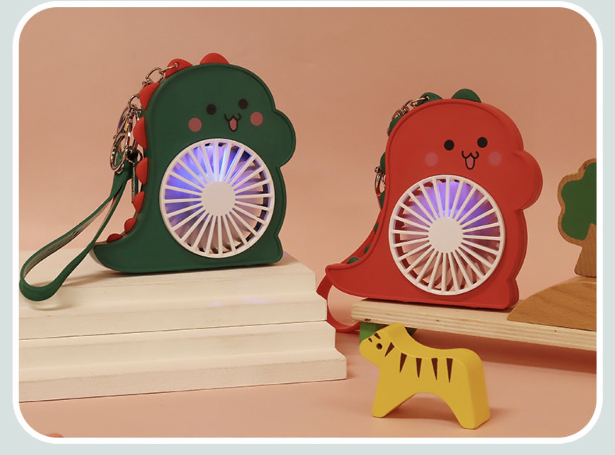 Quạt mini sạc điện có móc khóa cute