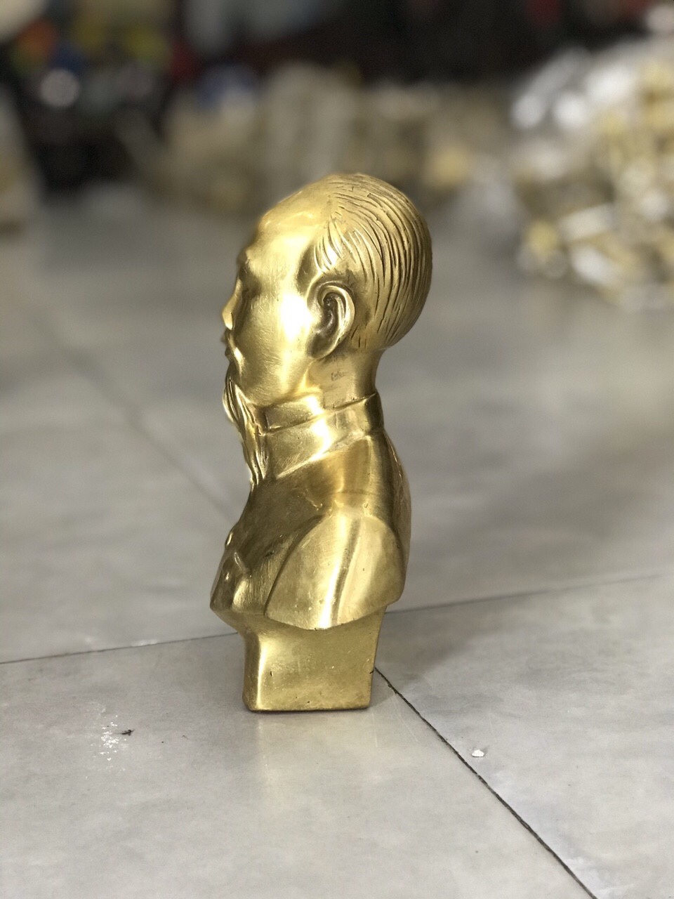 Tượng Bác Hồ bán thân bằng đồng cao 18cm