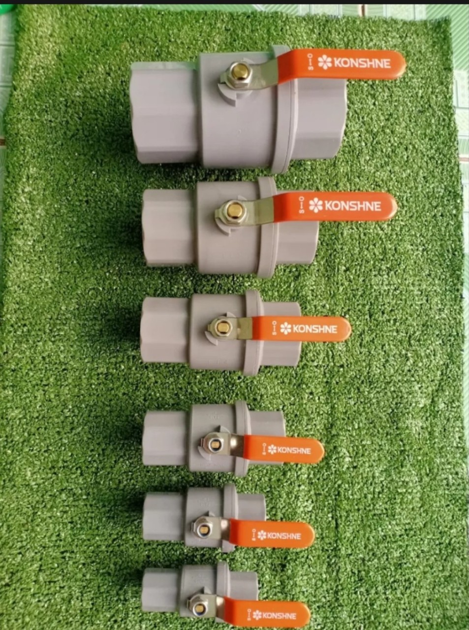 VAN KHÓA NƯỚC TAY BI INOX