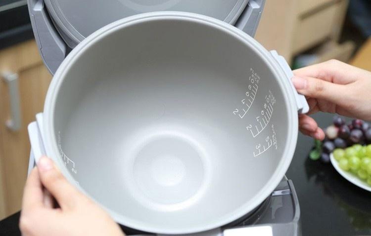 Nồi điện tử Sharp KS-ZT18 1.8L (Trắng) Thái Lan