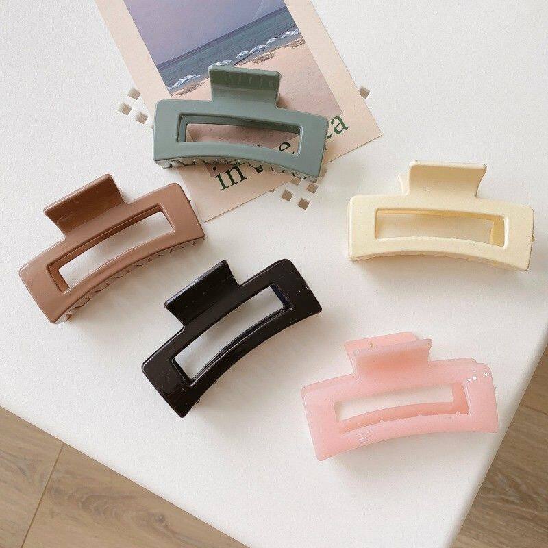 Simple style acrylic hair clip