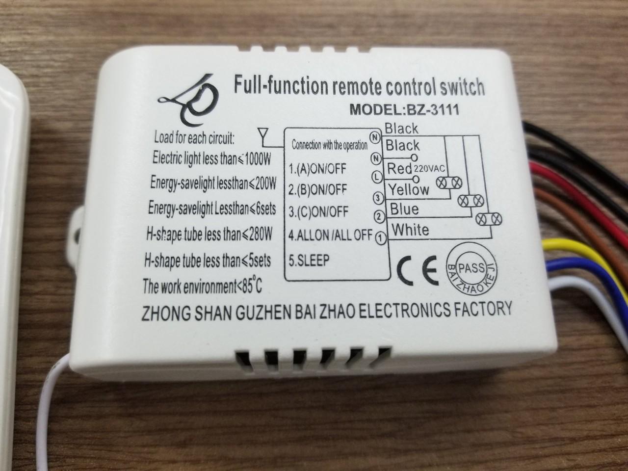 Công tắc điều khiển từ xa 4 kênh