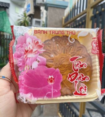 Bánh trung thu Tân Dân Lợi nhân hạt sen chay 200gr