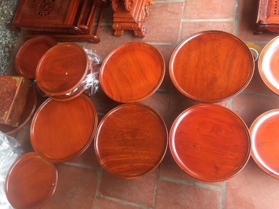 Mâm bồng gỗ hương đá (đường kính 30cm, cao 12cm)